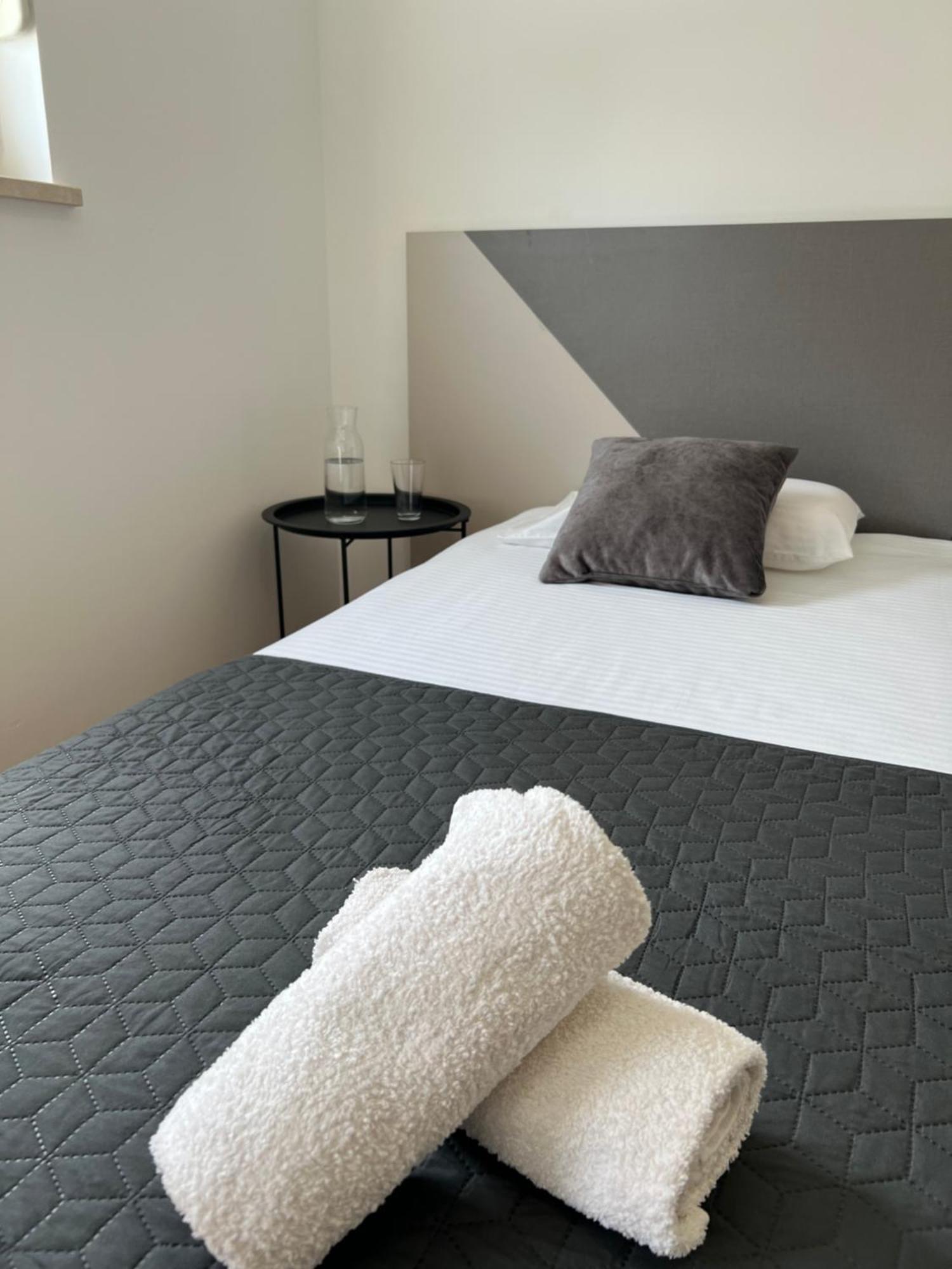 Lasta Apartment *